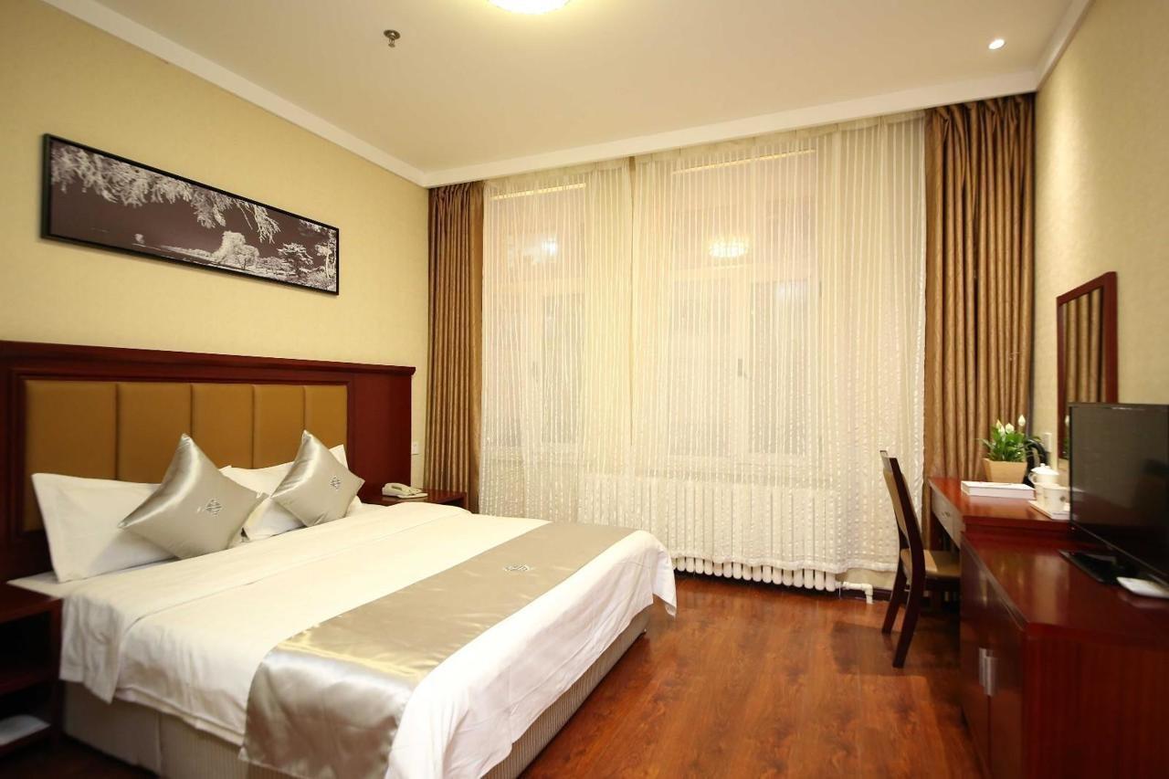 Chonpines Hotel Changchun Exterior foto