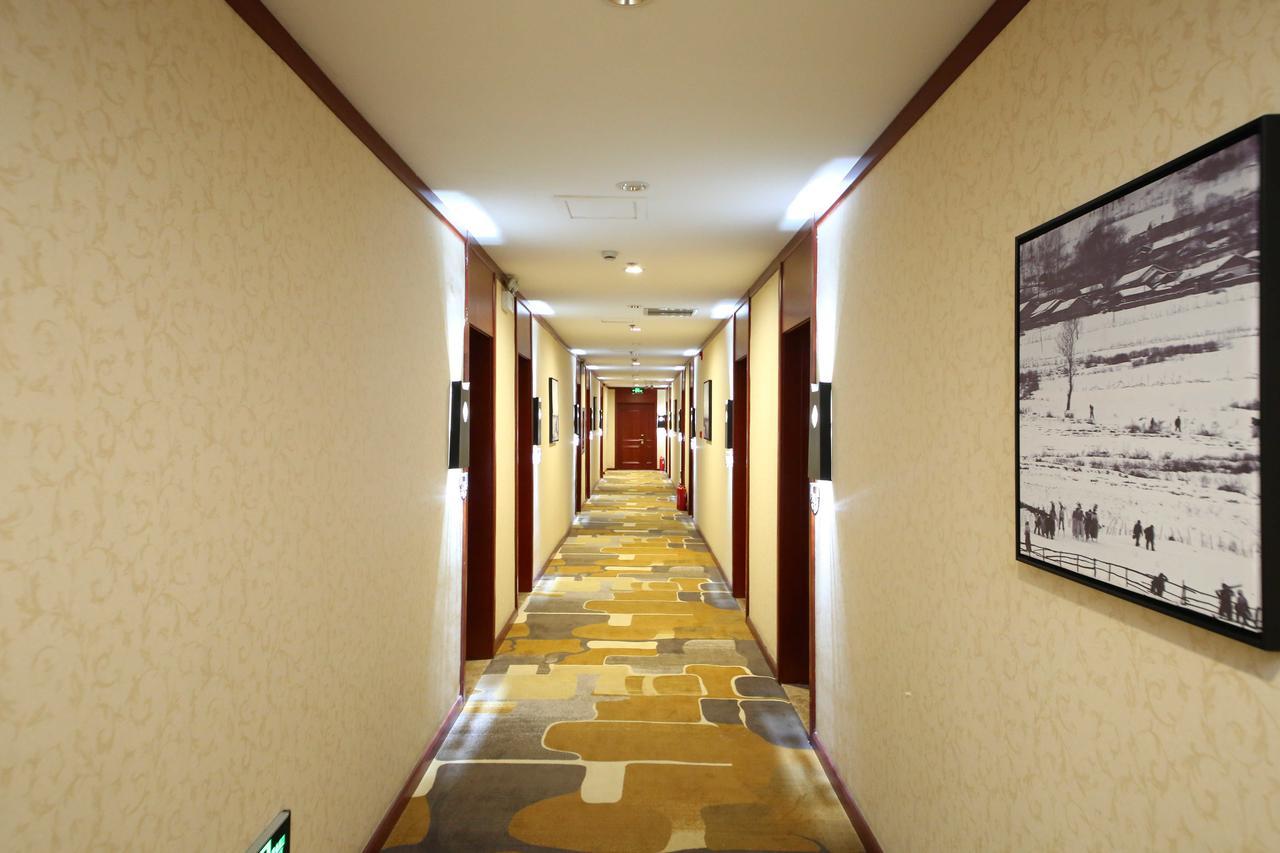 Chonpines Hotel Changchun Exterior foto