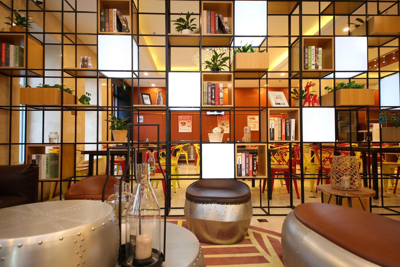 Chonpines Hotel Changchun Exterior foto
