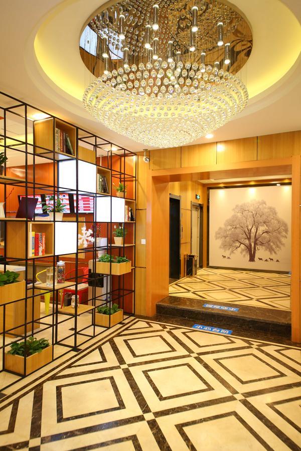 Chonpines Hotel Changchun Exterior foto